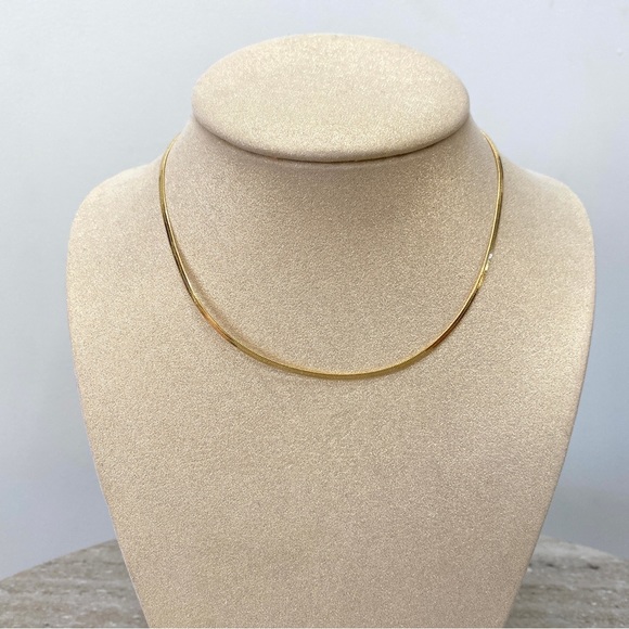 Gold snake chain necklace - Picture 2 of 7